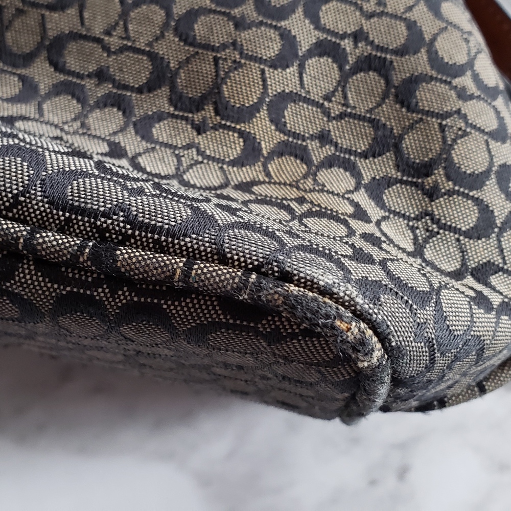 Coach purse mini signature black canvas c print - Picture 7 of 8